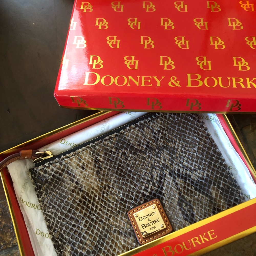 Dooney & Bourke coin purse
